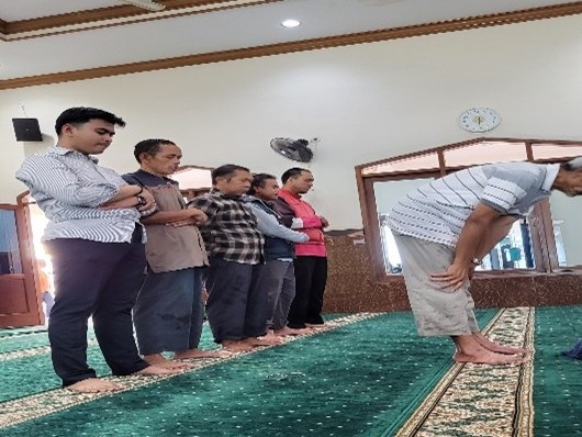 Kegiatan Melukis Bersama Komunitas Ostomate InOA di Museum Ostomate: Meningkatkan Kesejahteraan Mental dan Emosional Secara Kreatif