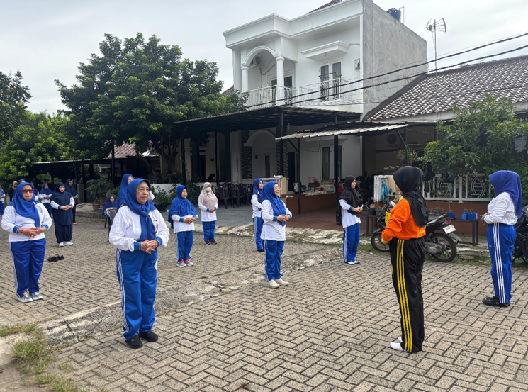 Museum Ostomi Indonesia Berkolaborasi dalam Kegiatan Senam Lansia Ling Tien Kung Bersama Ostomate di Taman Sari Persada